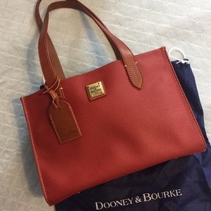Dooney and Bourke small shopper bag